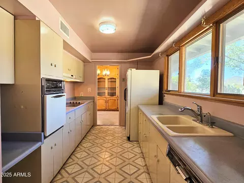 85 Pima Dr, Bisbee, AZ 85603 photo 14