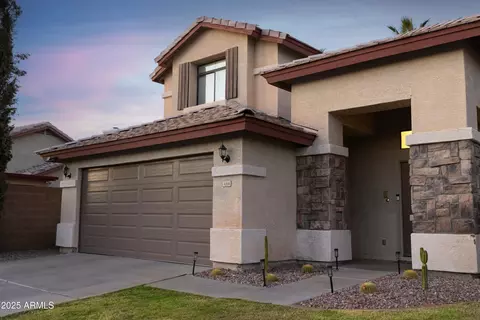 Exterior - 4358 E Anderson Dr, Phoenix, AZ 85032 photo 2 of 5