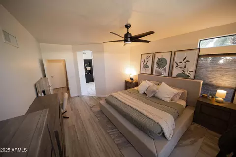 Bedroom - 4358 E Anderson Dr, Phoenix, AZ 85032 photo 3 of 4