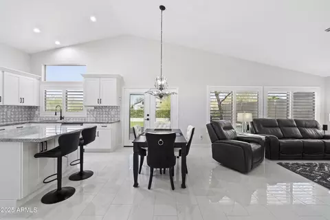6872 E Las Animas Trl, Gold Canyon, AZ 85118