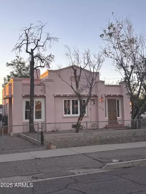141 W La Mina Ave, Ajo, AZ 85321