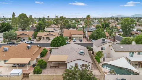 View/Area - 1310 E Redmon Dr, Tempe, AZ 85283 photo 1 of 11