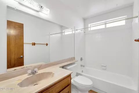 Bath - 1310 E Redmon Dr, Tempe, AZ 85283 photo 3 of 3