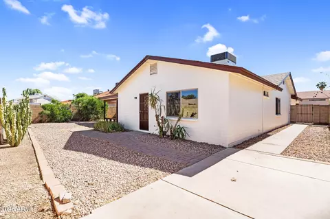 Exterior - 1310 E Redmon Dr, Tempe, AZ 85283 photo 7 of 9