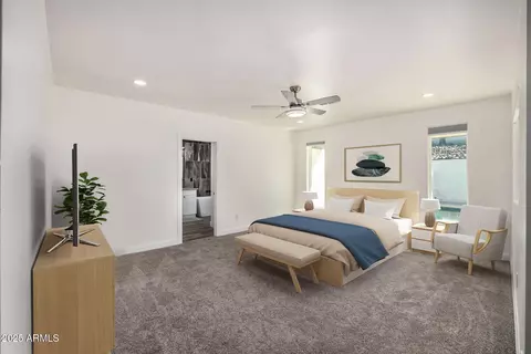 Bedroom - 2201 E Shea Blvd, Phoenix, AZ 85028 photo 1 of 2