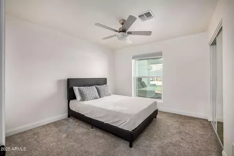 Bedroom - 2201 E Shea Blvd, Phoenix, AZ 85028 photo 2 of 2