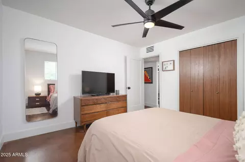 Bedroom - 1127 E Diana Ave, Phoenix, AZ 85020 photo 2 of 2