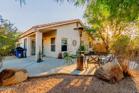 Exterior - 4318 E Graythorn Ave, Phoenix, AZ 85044 photo 4 of 5