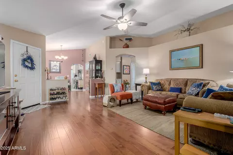 Living - 4318 E Graythorn Ave, Phoenix, AZ 85044 photo 1 of 2
