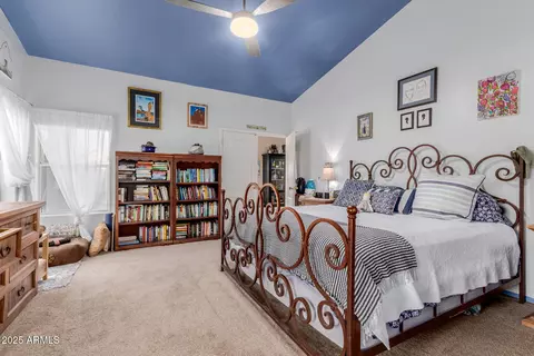 Bedroom - 4318 E Graythorn Ave, Phoenix, AZ 85044 photo 1 of 4