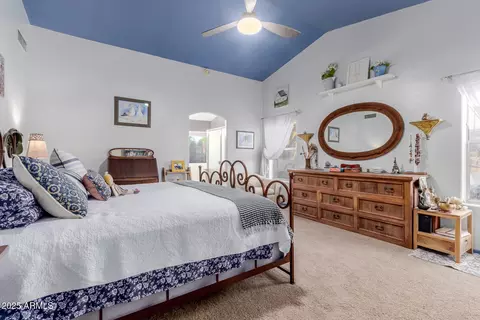 Bedroom - 4318 E Graythorn Ave, Phoenix, AZ 85044 photo 2 of 4