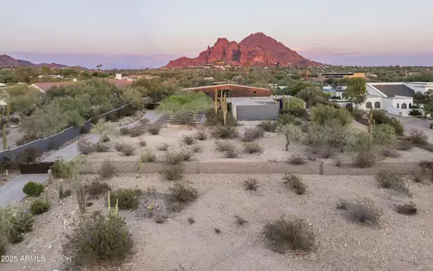5555 N Camino Del Contento --, Paradise Valley, AZ 85253