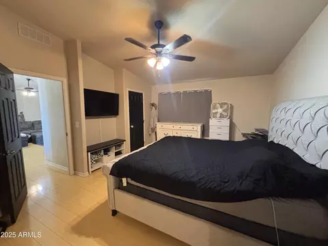 Bedroom - 2801 E Wahalla Ln, Phoenix, AZ 85050 photo 1 of 2