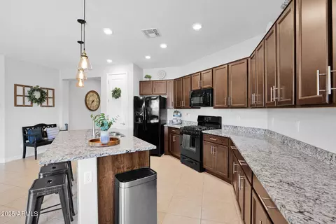 2827 W Carson Rd, Phoenix, AZ 85041 photo 18
