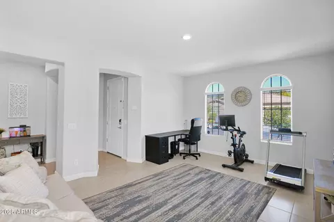 2827 W Carson Rd, Phoenix, AZ 85041 photo 7
