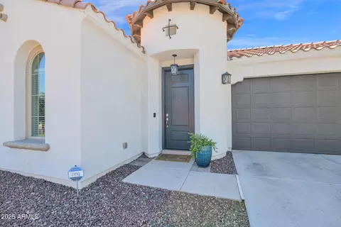 2827 W Carson Rd, Phoenix, AZ 85041 photo 4