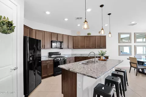 2827 W Carson Rd, Phoenix, AZ 85041 photo 16