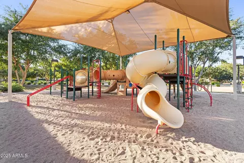 View/Area - 4354 E Jasper Dr, Gilbert, AZ 85296 photo 4 of 5