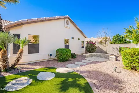 Exterior - 852 W Rawhide Ave, Gilbert, AZ 85233 photo 6 of 11