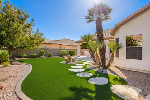 Exterior - 852 W Rawhide Ave, Gilbert, AZ 85233 photo 5 of 11