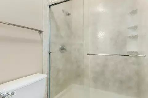 Bath - 852 W Rawhide Ave, Gilbert, AZ 85233 photo 5 of 5
