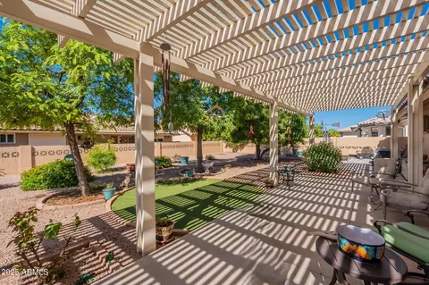 2636 S Honeysuckle Cir, Mesa, AZ 85209