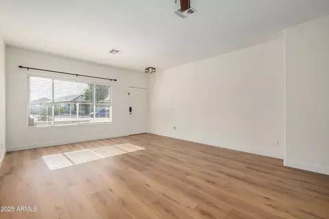 Living - 3792 E Woodside Way, Gilbert, AZ 85297 photo 2 of 4