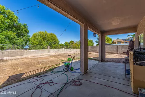 Exterior - 3792 E Woodside Way, Gilbert, AZ 85297 photo 8 of 9