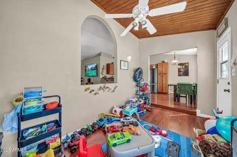 Entry Way - 1531 E Rosemonte Dr, Phoenix, AZ 85024 photo 2 of 2