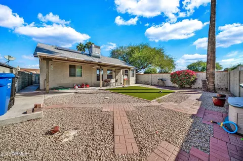 Exterior - 1531 E Rosemonte Dr, Phoenix, AZ 85024 photo 4 of 5