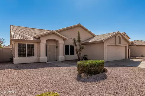Exterior - 1131 E Artesian Way, Gilbert, AZ 85234 photo 5 of 8