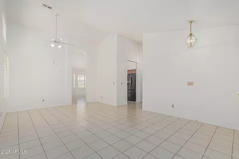 Living - 1131 E Artesian Way, Gilbert, AZ 85234 photo 3 of 3