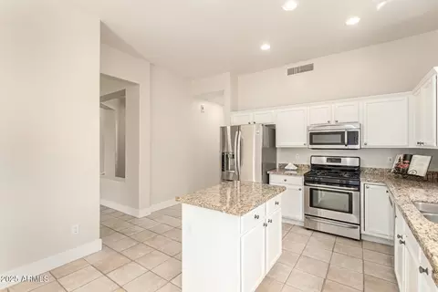 Kitchen - 1663 E Spur St, Gilbert, AZ 85296 photo 5 of 5