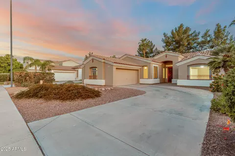 Exterior - 1663 E Spur St, Gilbert, AZ 85296 photo 2 of 10