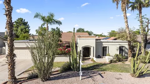 2344 E Jacaranda St, Mesa, AZ 85213