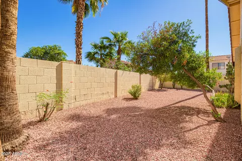 Exterior - 15431 S 36th Pl, Phoenix, AZ 85044 photo 2 of 8