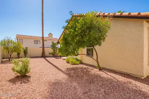 Exterior - 15431 S 36th Pl, Phoenix, AZ 85044 photo 3 of 8