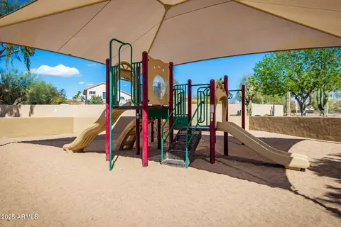 View/Area - 15431 S 36th Pl, Phoenix, AZ 85044 photo 6 of 13