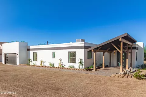 2650 N Hawes Rd, Mesa, AZ 85207