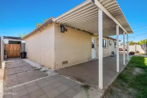 Exterior - 304 Echo Ln, Phoenix, AZ 85020 photo 1 of 5