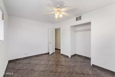 Bedroom - 304 Echo Ln, Phoenix, AZ 85020 photo 1 of 1