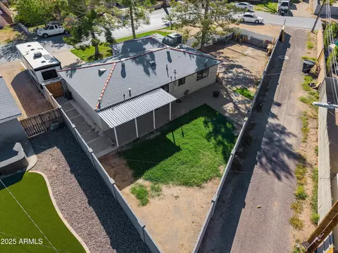 View/Area - 304 Echo Ln, Phoenix, AZ 85020 photo 4 of 6