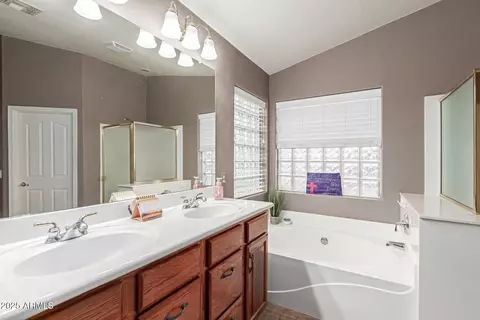 3352 E Lexington Ct, Gilbert, AZ 85234 photo 27