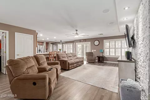 3352 E Lexington Ct, Gilbert, AZ 85234 photo 12