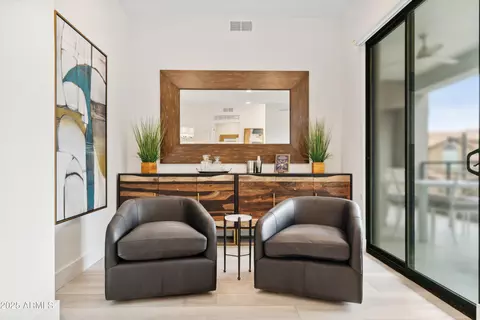 Entry Way - 5250 E Deer Valley Dr #240, Phoenix, AZ 85054 photo 2 of 3