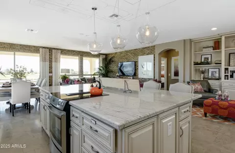 559 E Peach Tree St, Queen Creek, AZ 85140