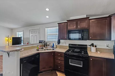 1371 E 4th Ave #145, Apache Junction, AZ 85119 photo 3