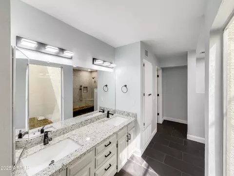 Bath - 1107 N Cherry --, Mesa, AZ 85201 photo 3 of 5