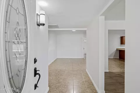 Entry Way - 6531 N 16th Dr, Phoenix, AZ 85015 photo 1 of 4