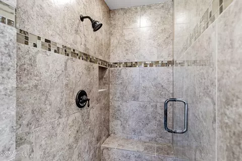 Bath - 6531 N 16th Dr, Phoenix, AZ 85015 photo 4 of 4